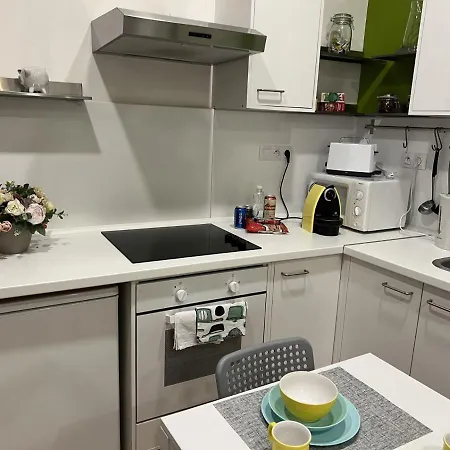 Top Location Large Apartment In The Heart Of City Centre