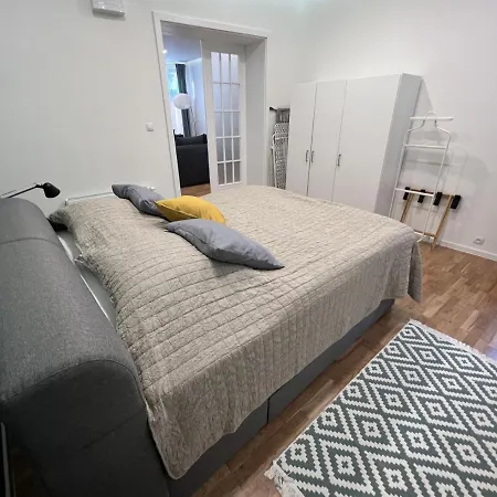 Flexihome Sk - Design City - Top Location Close City Centre - Big Squared Apartment Kosice