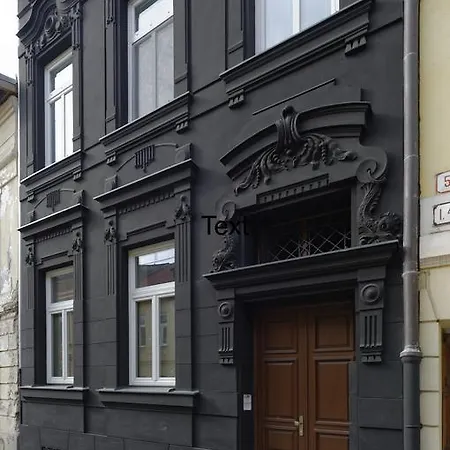 Top Location Large Apartment In The Heart Of City Centre