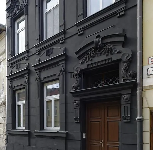 Top Location Large Apartment In The Heart Of City Centre